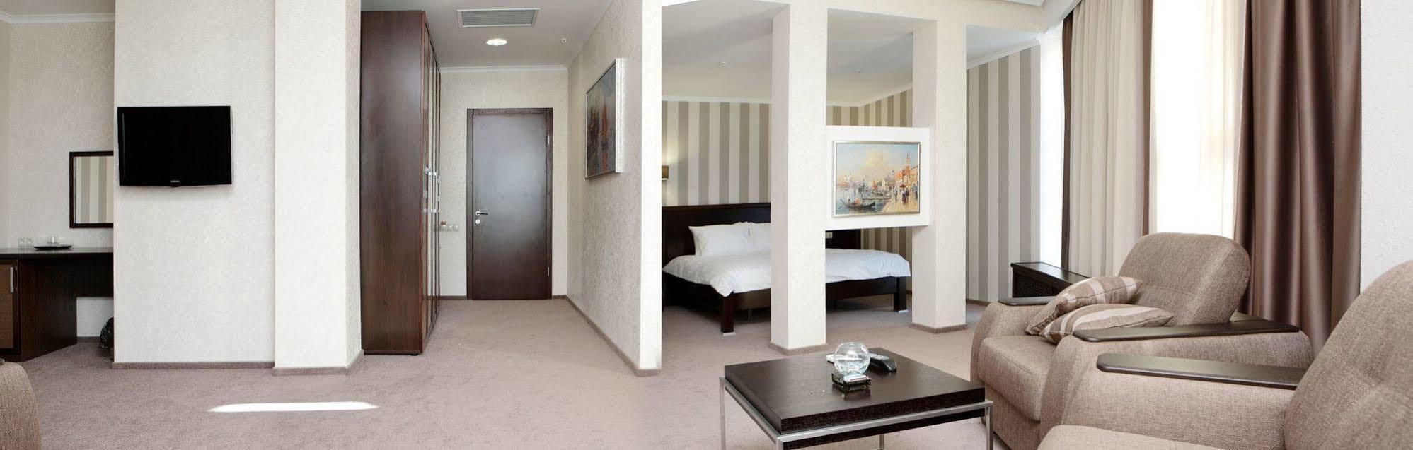 Porto Riva Hotell Zaporizhia Eksteriør bilde
